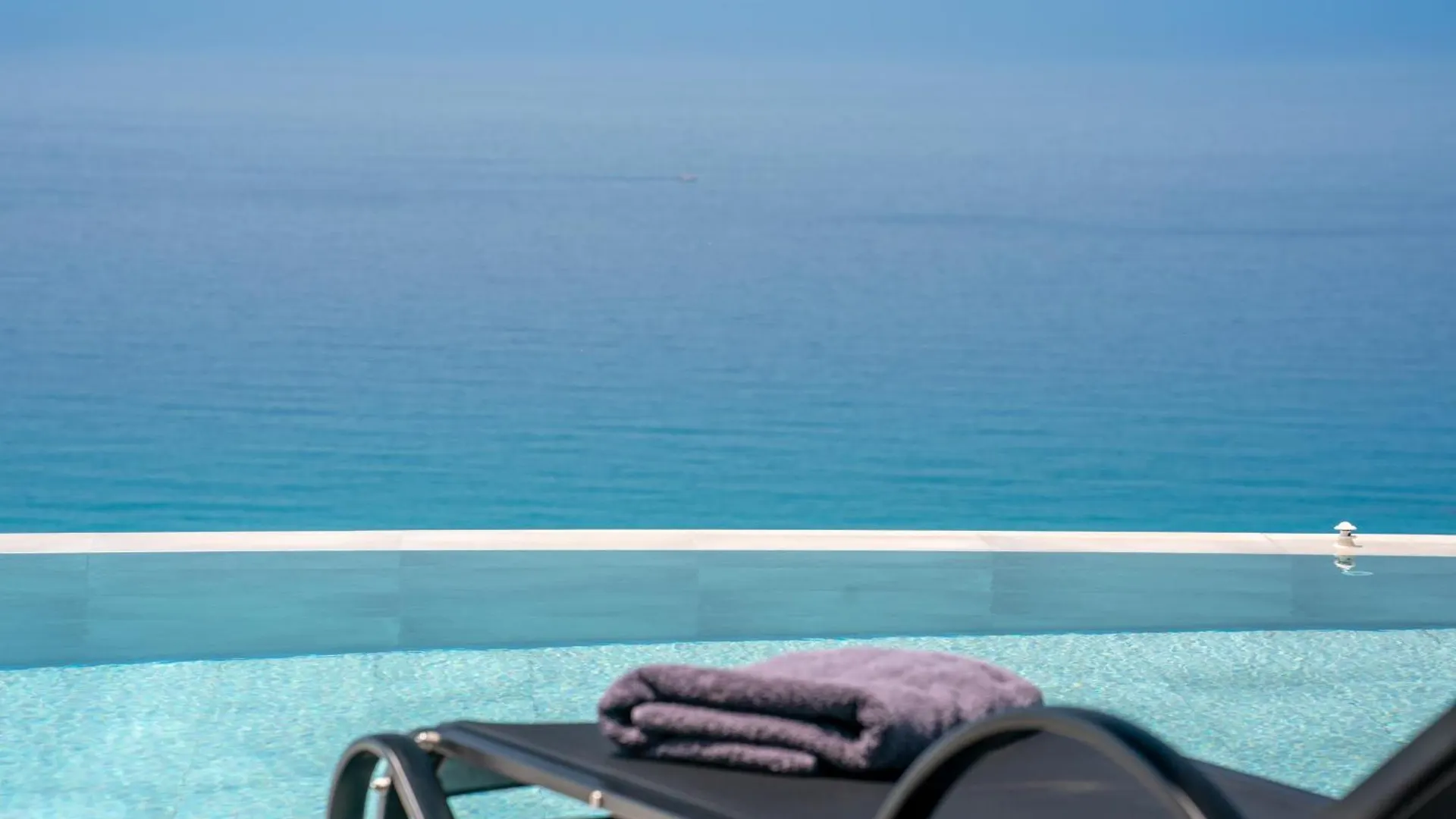 Le Grand Bleu Villa Lourdata  Lourdata (Kefalonia)